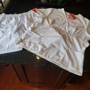 Denice Women's Scrub Top an Pants Set X-Large